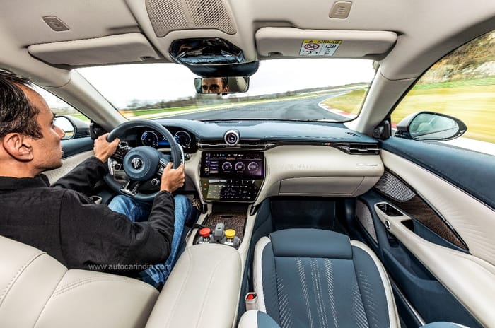 Maserati GranTurismo review: Touring Italian Style