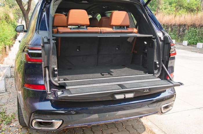 BMW X7 facelift review: New face, new heart 