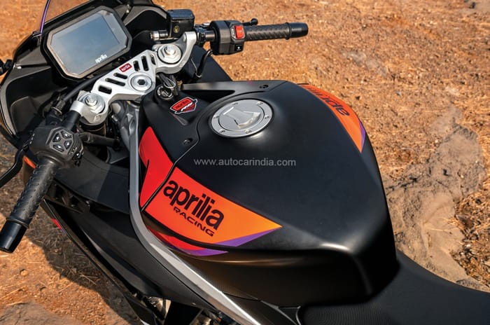 Aprilia RS 457 vs Yamaha R3 comparison 