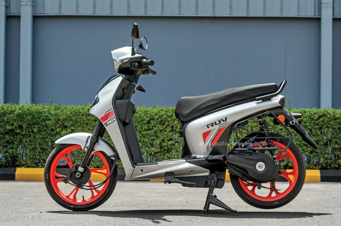 BGauss RUV 350 review: Unique spin on an electric scooter