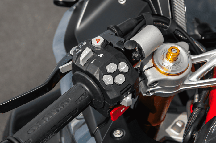 2024 TVS Apache RR 310 review: Targeted at the track