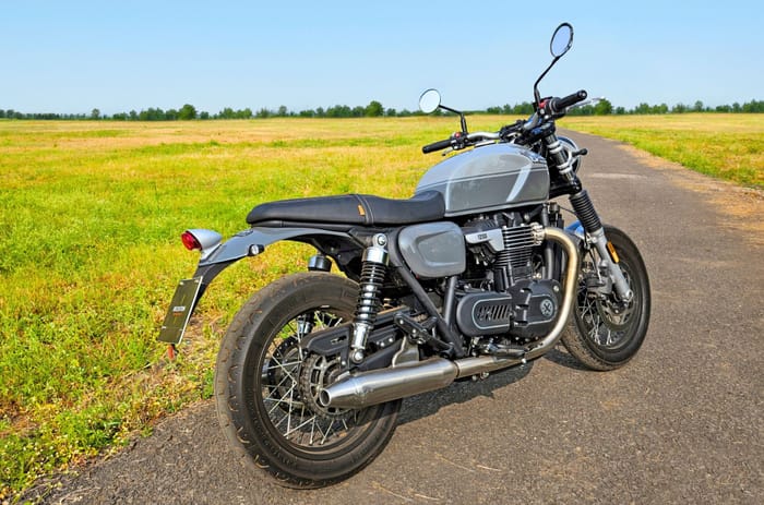 Brixton Cromwell 1200 quick ride: Most affordable 1200cc motorcycle