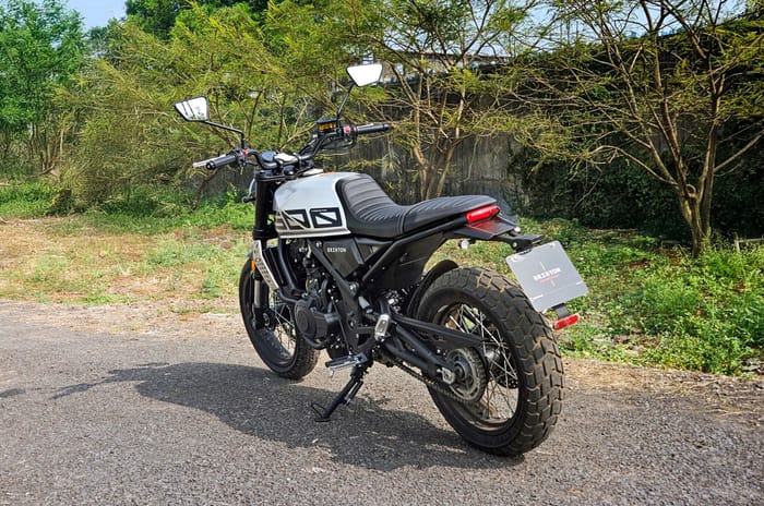 Brixton Crossfire 500 X quick ride review: Shot in the dark