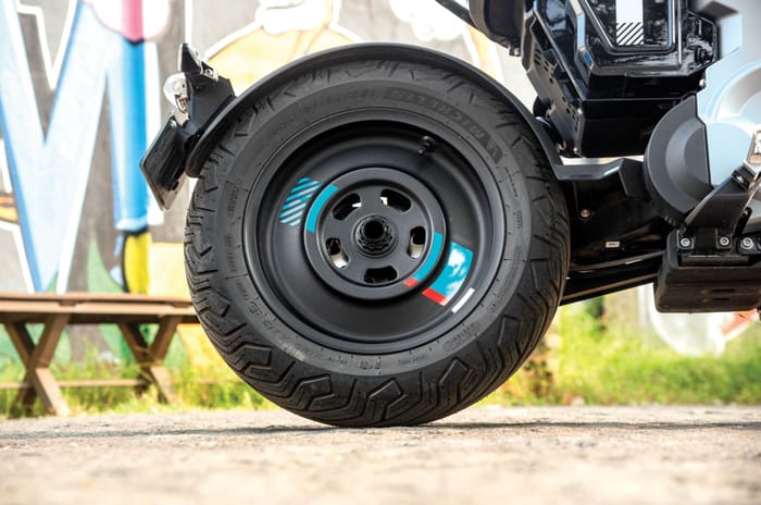 BMW CE 02 road test, review