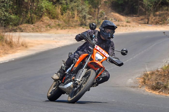 KTM 390 Enduro R vs Kawasaki KLX230 comparison review