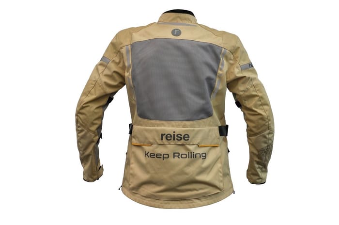 Reise PineAir riding jacket front pockets