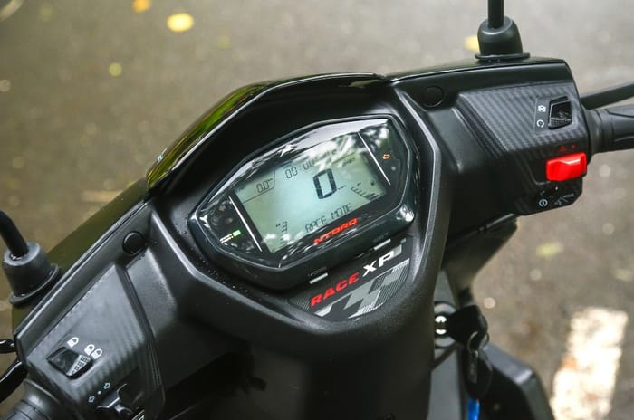 Hero Xoom 125 vs TVS Ntorq Race XP comparison review