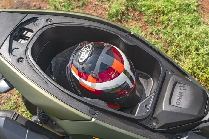 Hero Xoom 160 underseat storage