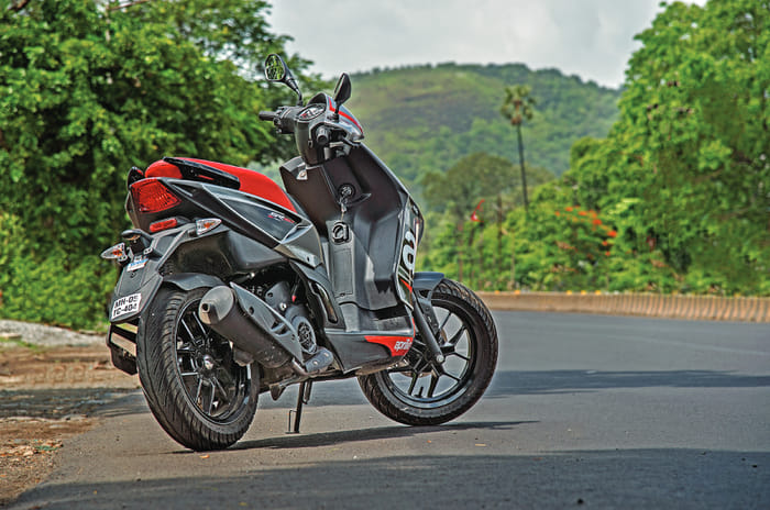 Aprilia SR 160 review, road test