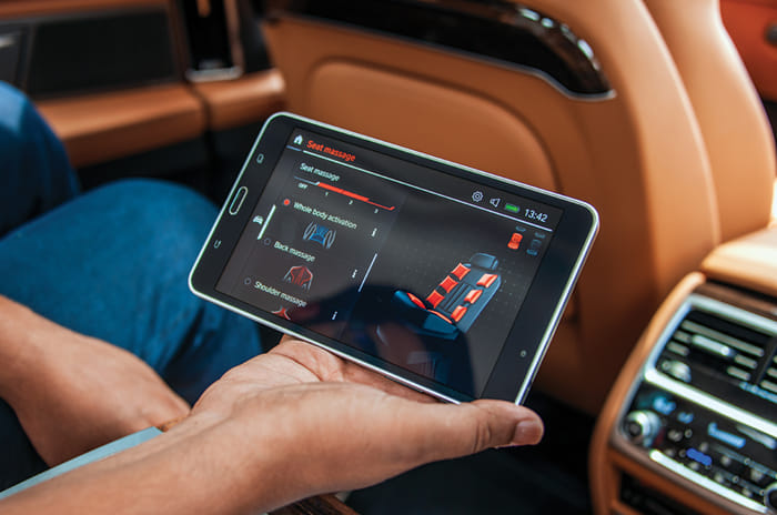 2019 BMW 7 Series facelift India review, test drive