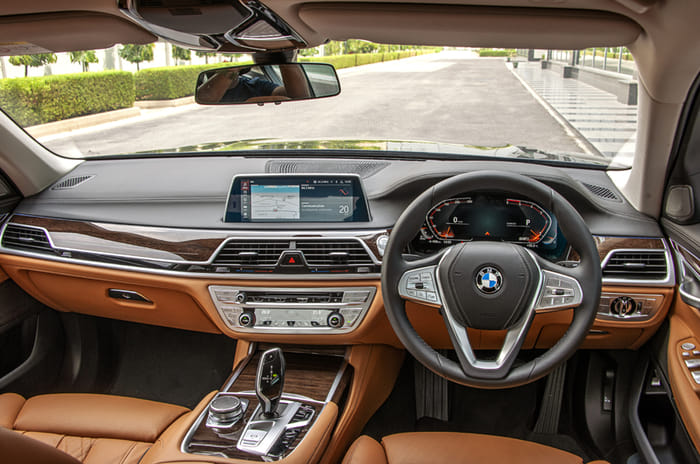 2019 BMW 7 Series facelift India review, test drive