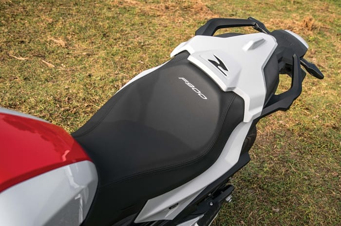 BMW F 900 R vs Triumph Street Triple R vs Kawasaki Z900 comparison