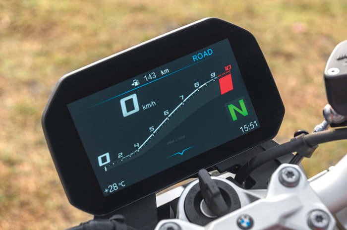 BMW F 900 R vs Triumph Street Triple R vs Kawasaki Z900 comparison