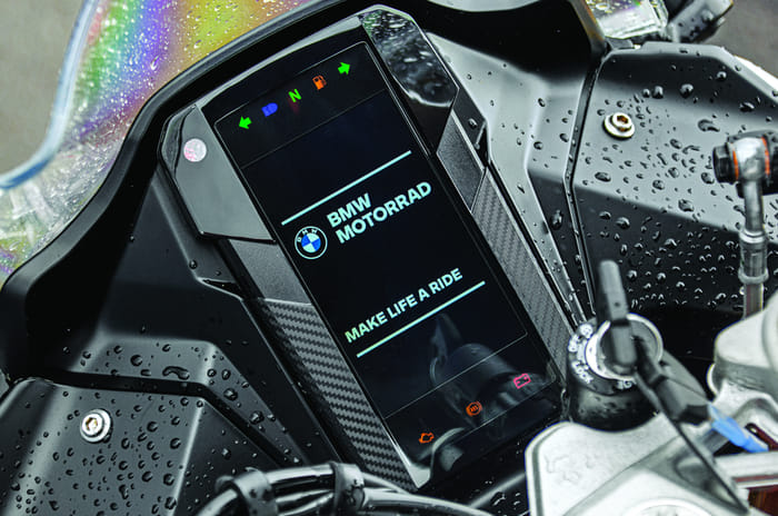 BMW G 310 RR review: banking on the badge