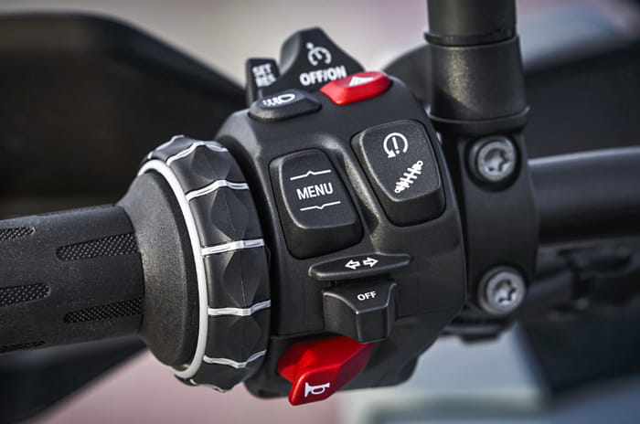 2020 BMW S 1000 XR review, test ride