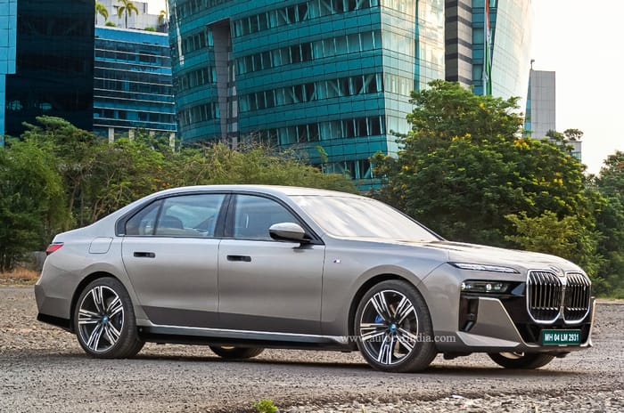 BMW i7 India review: All-electric limo is a tech express