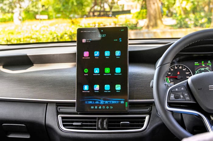 BYD eMax 7 infotainment