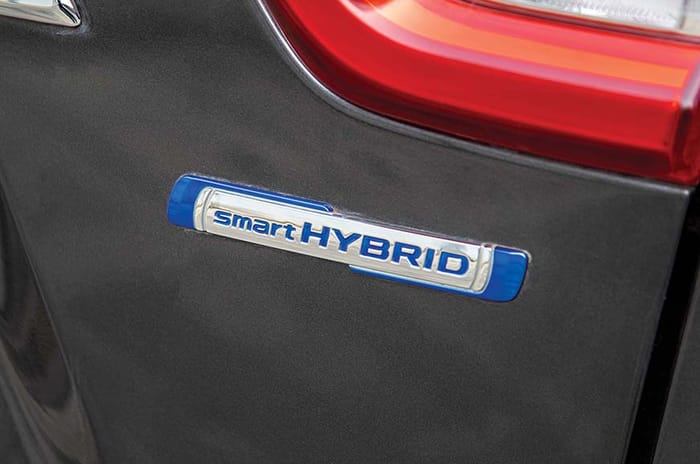 Nissan Magnite vs Maruti Vitara Brezza comparison