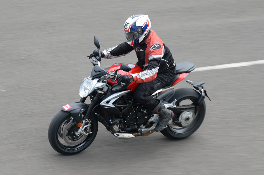 MV Agusta Brutale 800