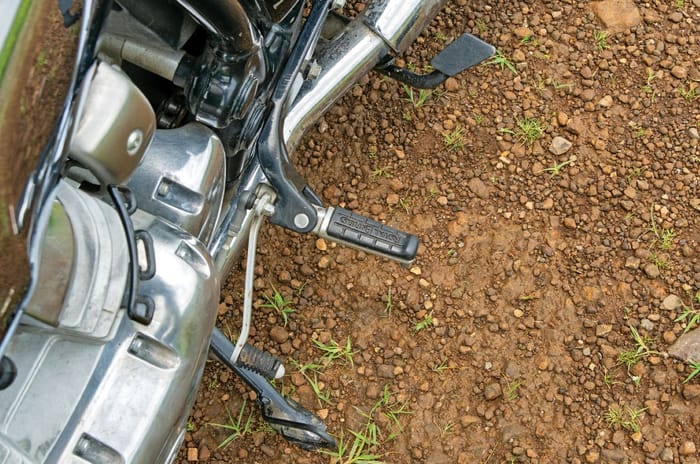 BSA Gold Star 650 vs Royal Enfield Interceptor 650 comparison review