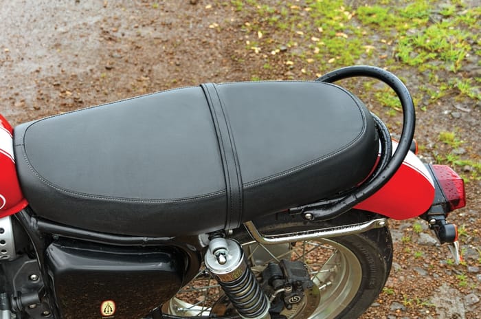 BSA Gold Star 650 vs Royal Enfield Interceptor 650 comparison review