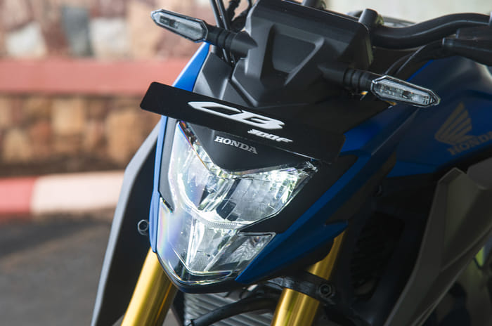 Honda CB300F review: a more accessible CB300R?