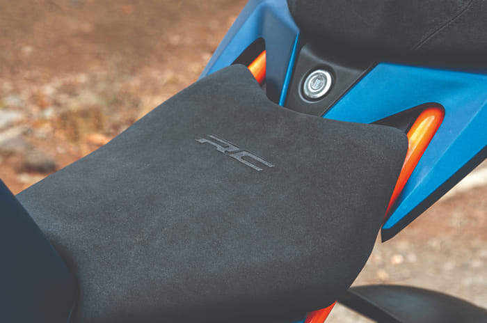 2022 KTM RC 390 vs TVS Apache RR310 BTO comparison