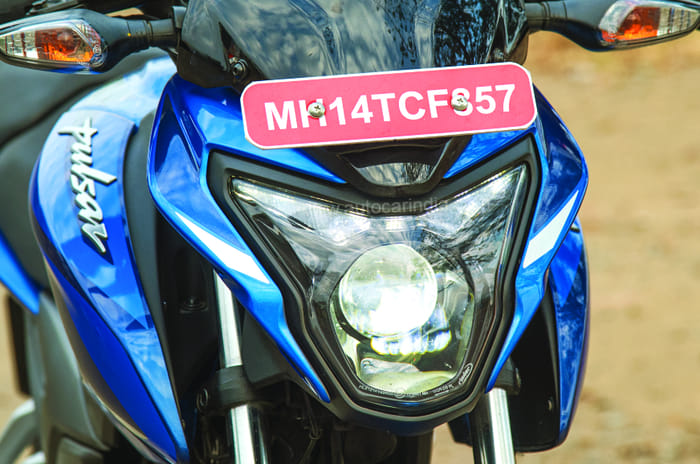 Bajaj Pulsar P150 vs TVS Apache RTR 160 2V comparison: Street fight