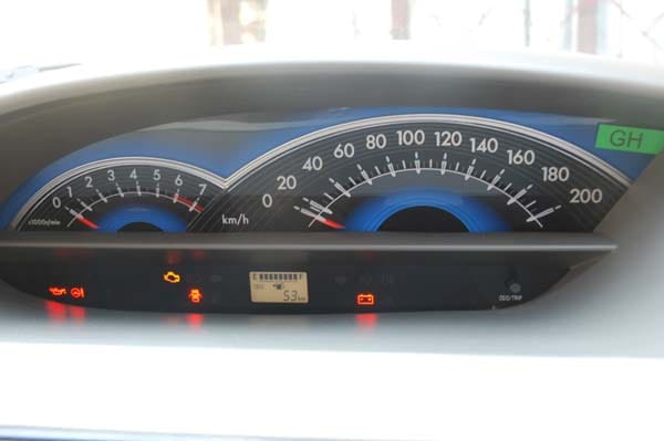 2013 Toyota Etios, Liva facelift review, test drive