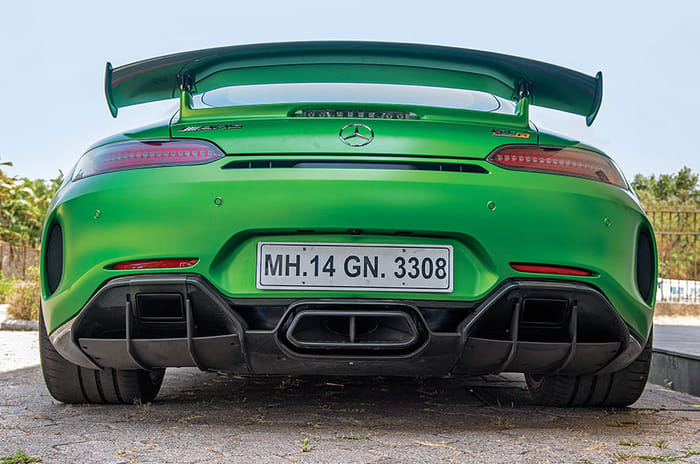 2018 Mercedes-AMG GT R vs Nissan GT-R comparison