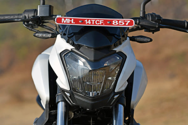 2017 Bajaj Dominar 400 review, test ride