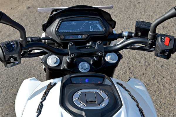 2017 Bajaj Dominar 400 review, test ride