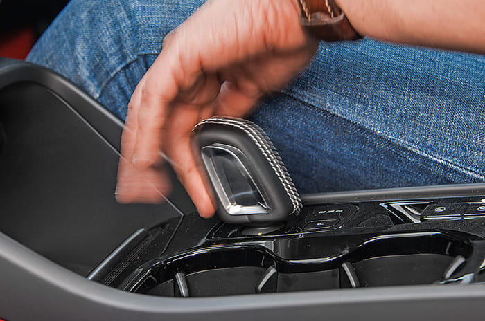 Mini Countryman vs Volvo XC40 comparison