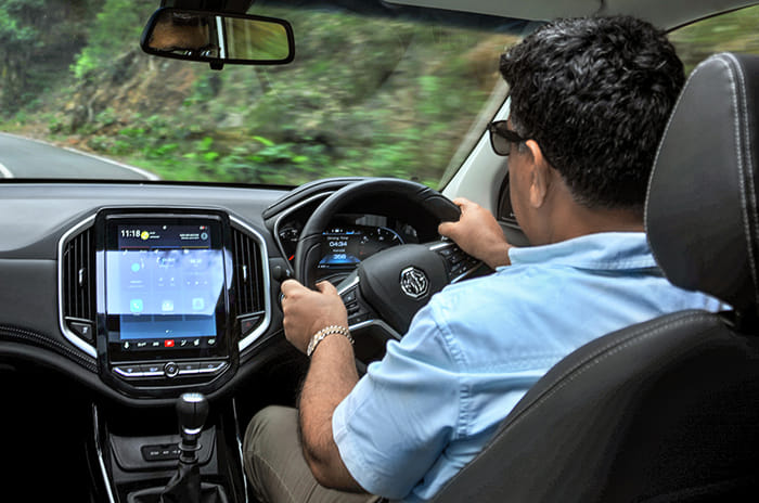 MG Hector Hormazd driving