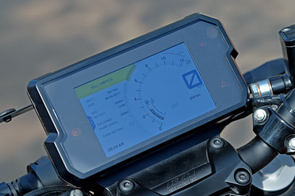 2017 KTM Duke 390 review, test ride