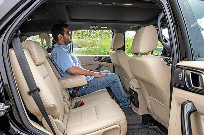 MG Gloster vs Toyota Fortuner vs Ford Endeavour vs Mahindra Alturas G4 comparison