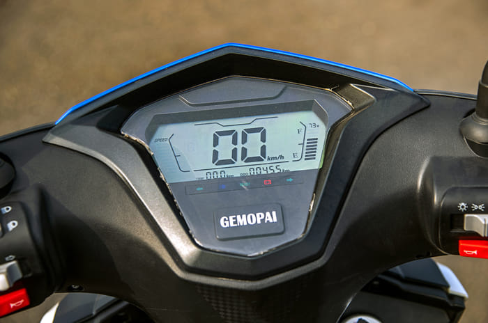 Gemopai-Astrid-Lite-speedo