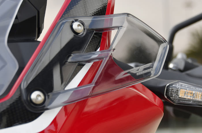 Honda Africa Twin DCT screen