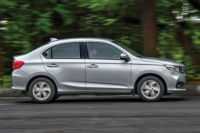 Honda Amaze side action