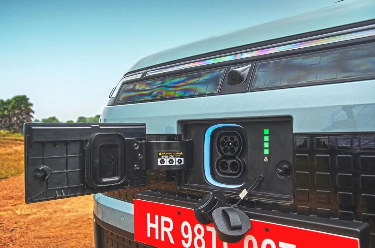 How does Hyundai Ioniq 3 stack up against Creta Electric?