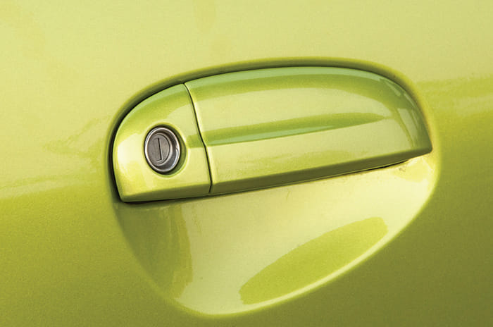 Hyundai Santro door handle