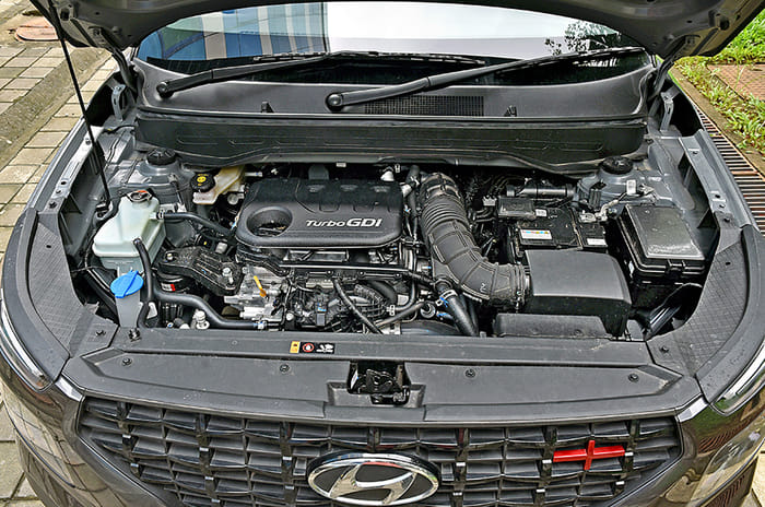 Hyundai Venue iMT review, test drive