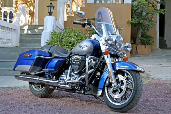 2017 Harley-Davidson Road Glide, Road King review, test ride