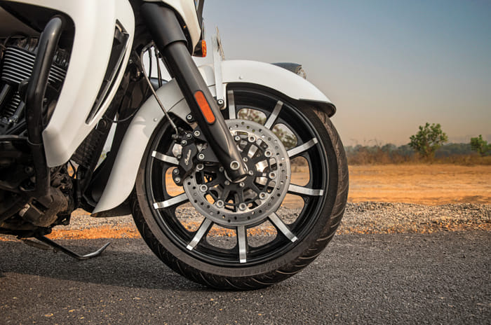 Indian Roadmaster Dark Horse review: Grand American touring