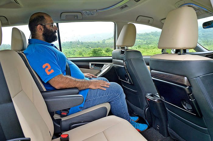 2020 Toyota Innova Crysta 2.4D AT review, test drive