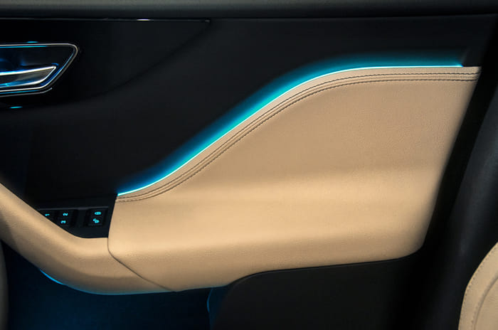 Jaguar F-Pace petrol ambient light Jaguar F-Pace petrol ambient light