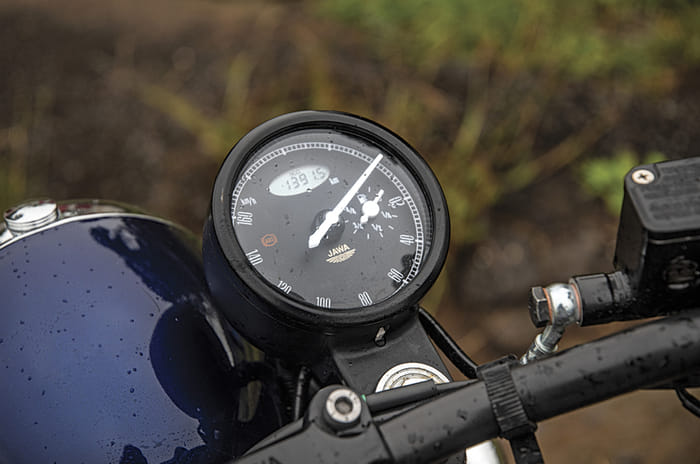 Imperiale 400 vs Jawa Forty Two vs Classic 350 comparison