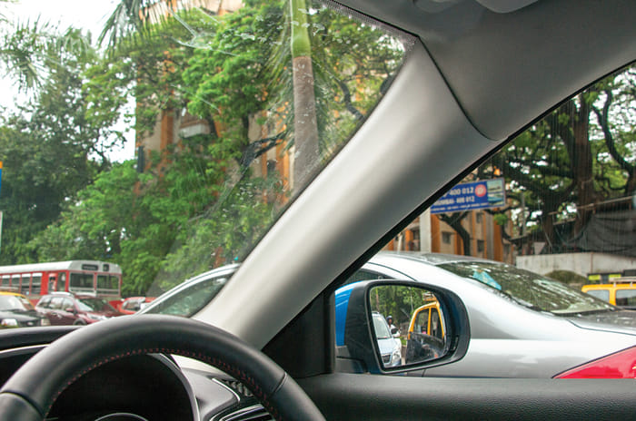 Jeep Compass A-pillar