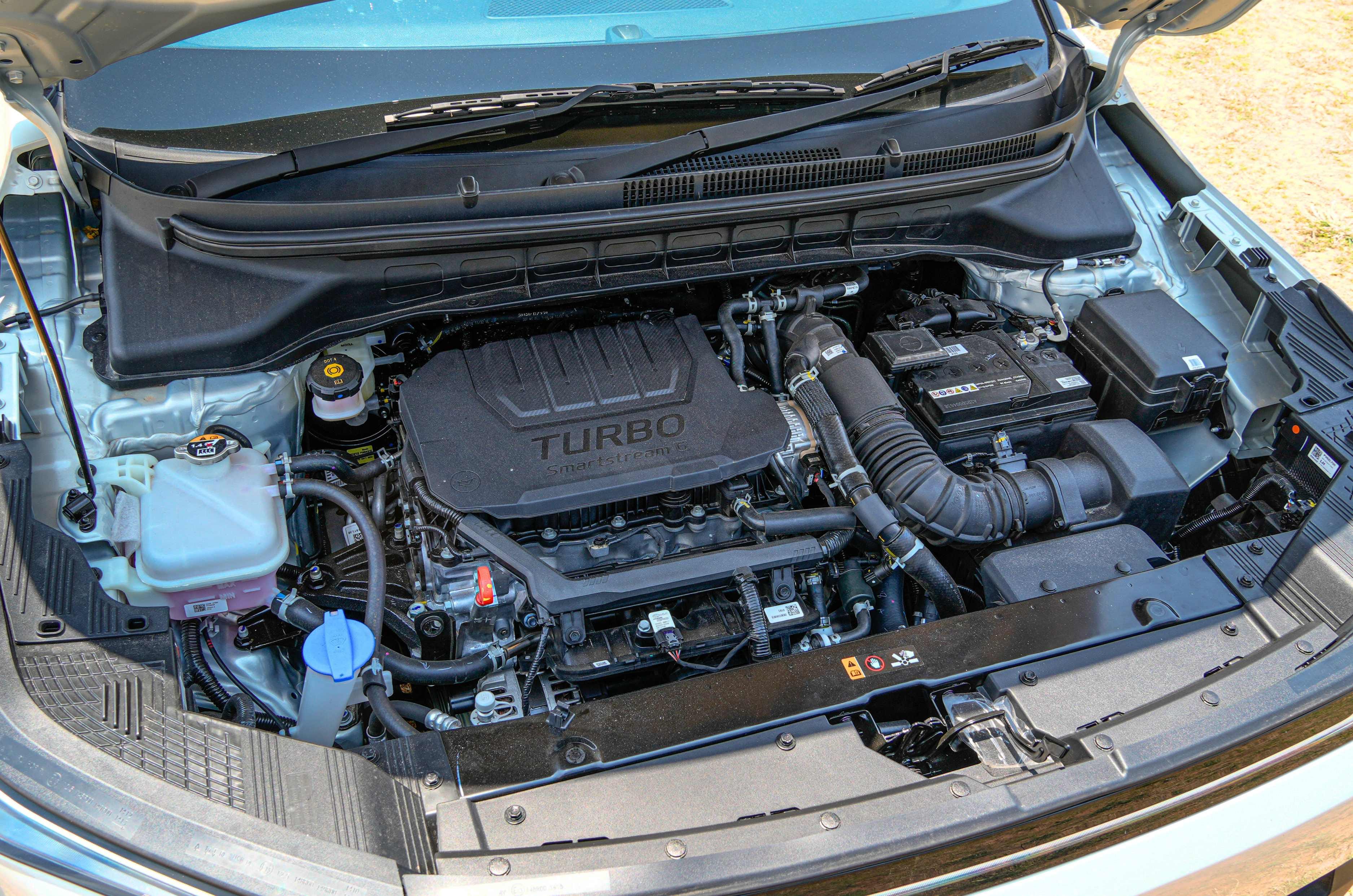 Kia Carens Clavis turbo-petrol engine