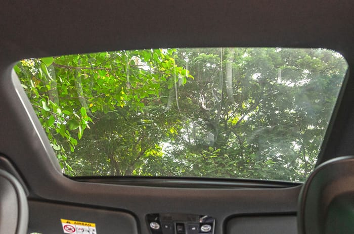 2025 Kia EV6 sunroof